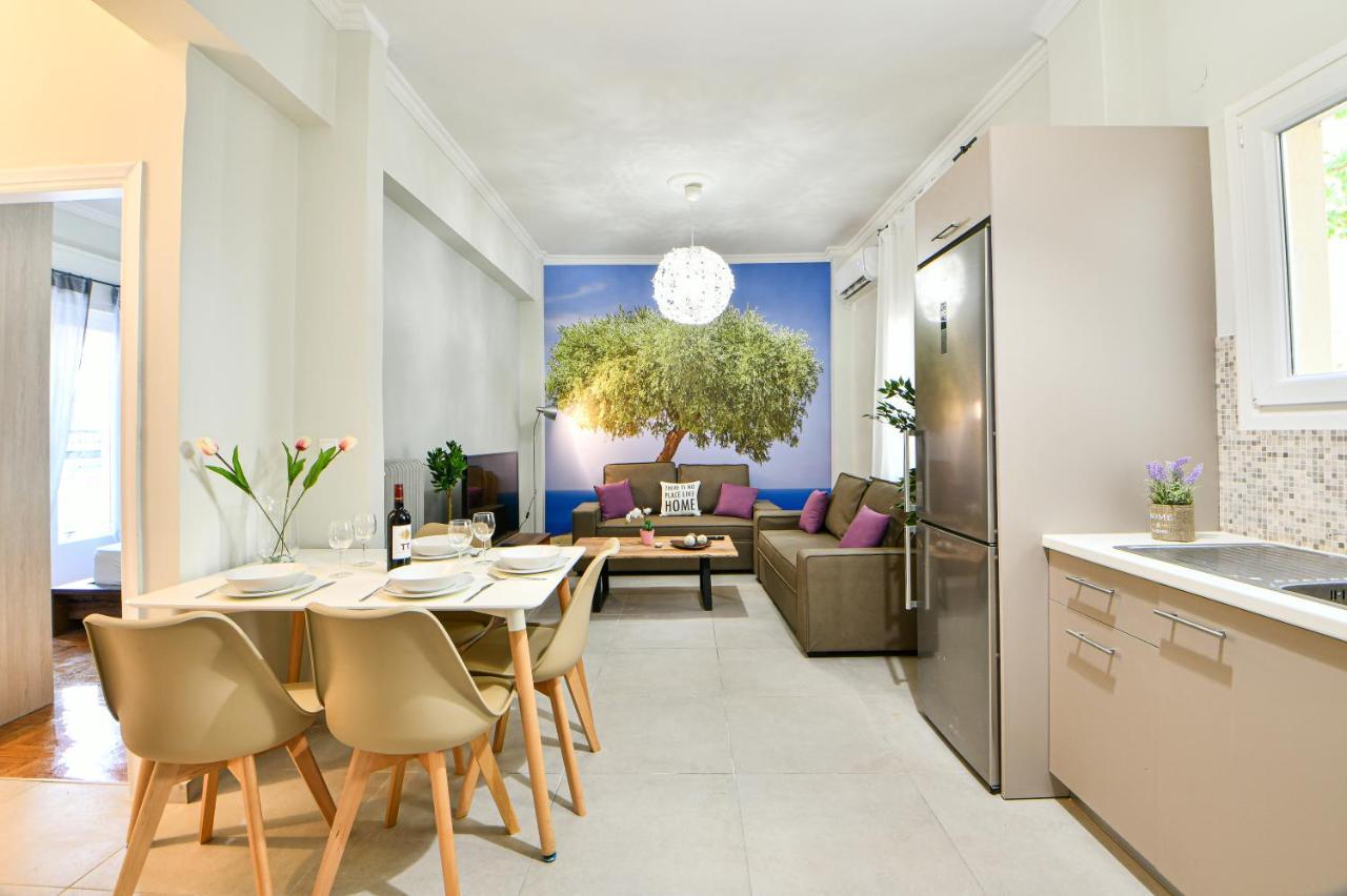 Fresh & Renovated Apartment Next To Metro Station 아테네 외부 사진