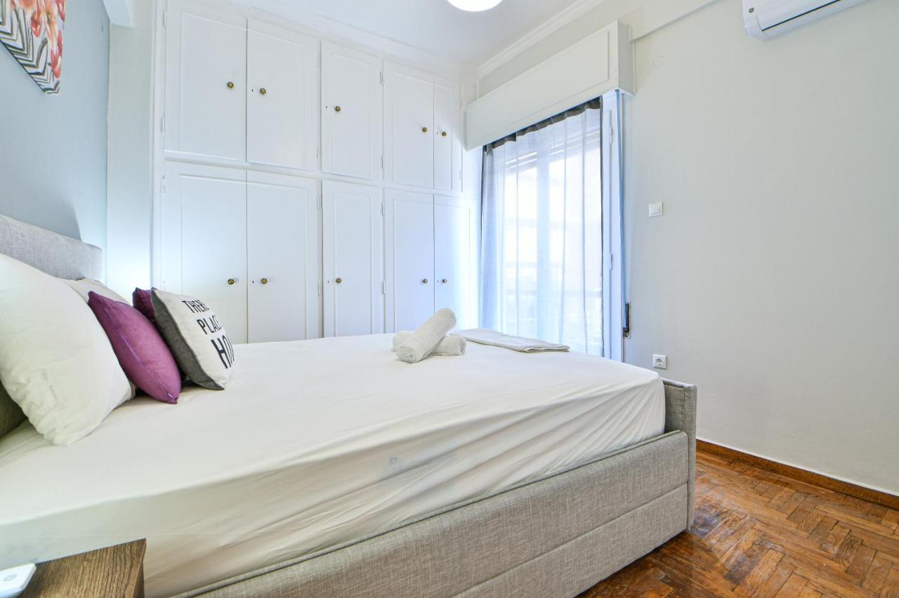 Fresh & Renovated Apartment Next To Metro Station 아테네 외부 사진